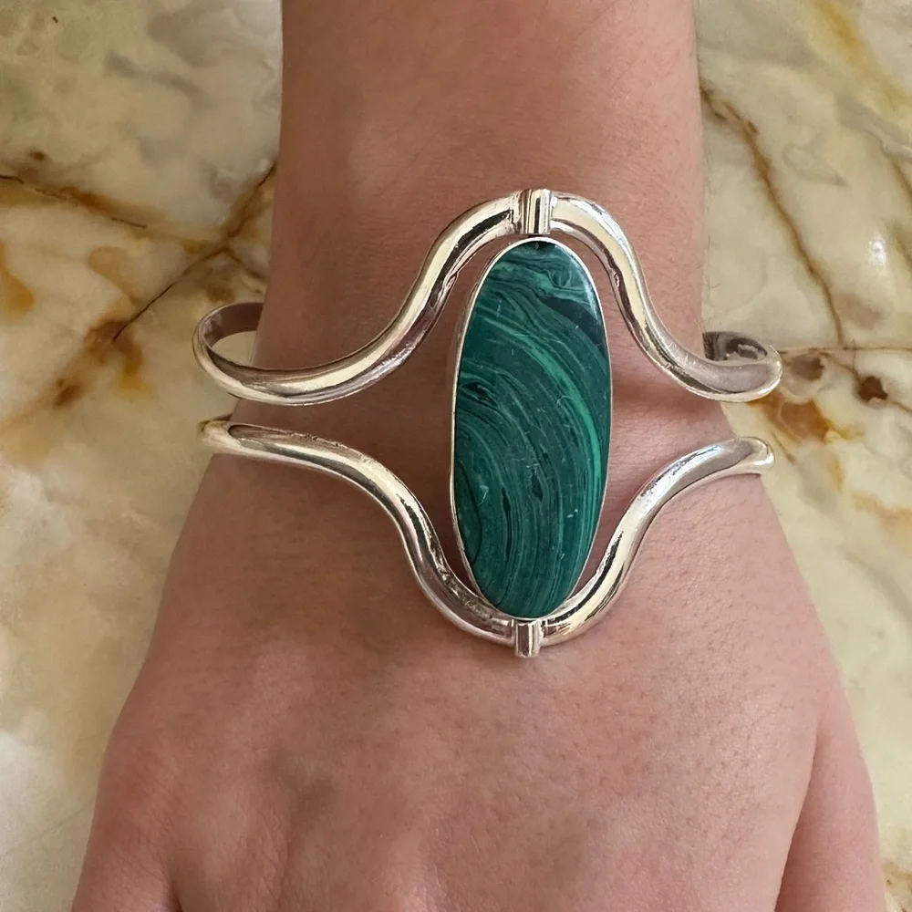 925 Sterling Silver elegant silver